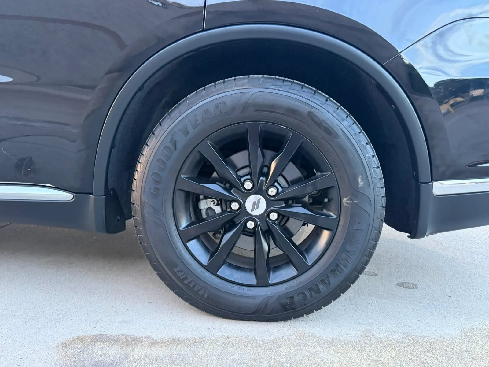 Used 2020 Dodge Durango AWD image 42