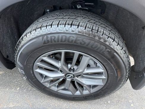Certified 2025 Nissan Rogue S FWD image 10