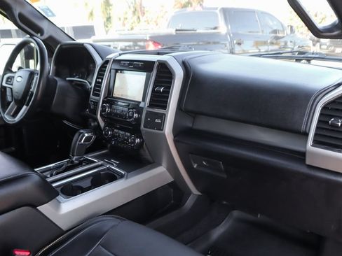Used 2017 Ford F150 Lariat AWD/4WD image 38