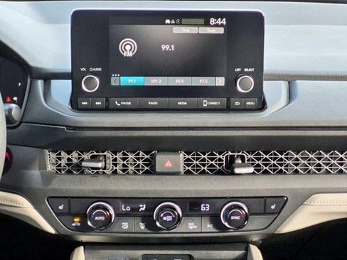 Used 2025 Honda Accord SE image 13
