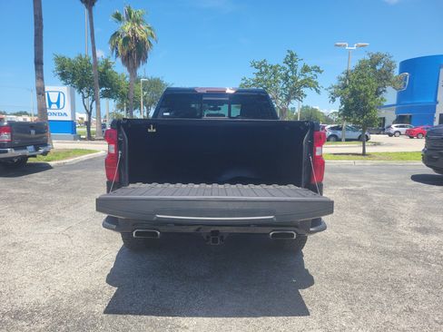 Used 2020 Chevrolet Silverado 1500 LT Trail Boss AWD/4WD image 11