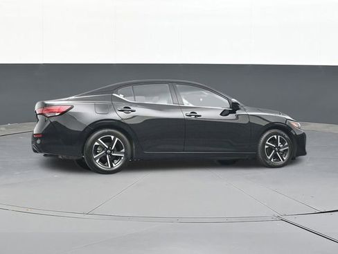 Used 2025 Nissan Sentra SV image 49