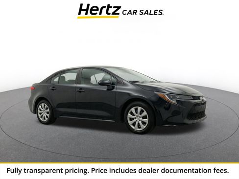 Used 2025 Toyota Corolla LE FWD image 1