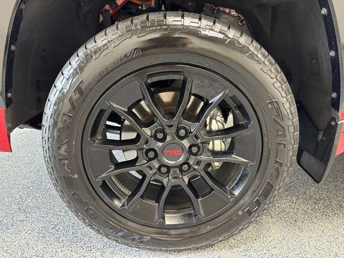 Used 2025 Toyota Tundra Platinum AWD/4WD image 82