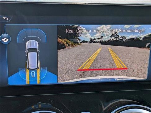 Used 2026 Mercedes-Benz GLB 250 image 12