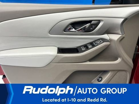 Used 2019 Chevrolet Traverse LT image 12