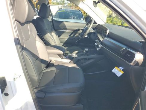 New 2025 Kia Telluride LX image 7