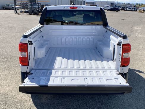 New 2025 Ford Maverick XL image 39