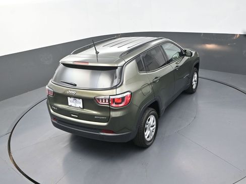 Used 2018 Jeep Compass Sport AWD/4WD image 19