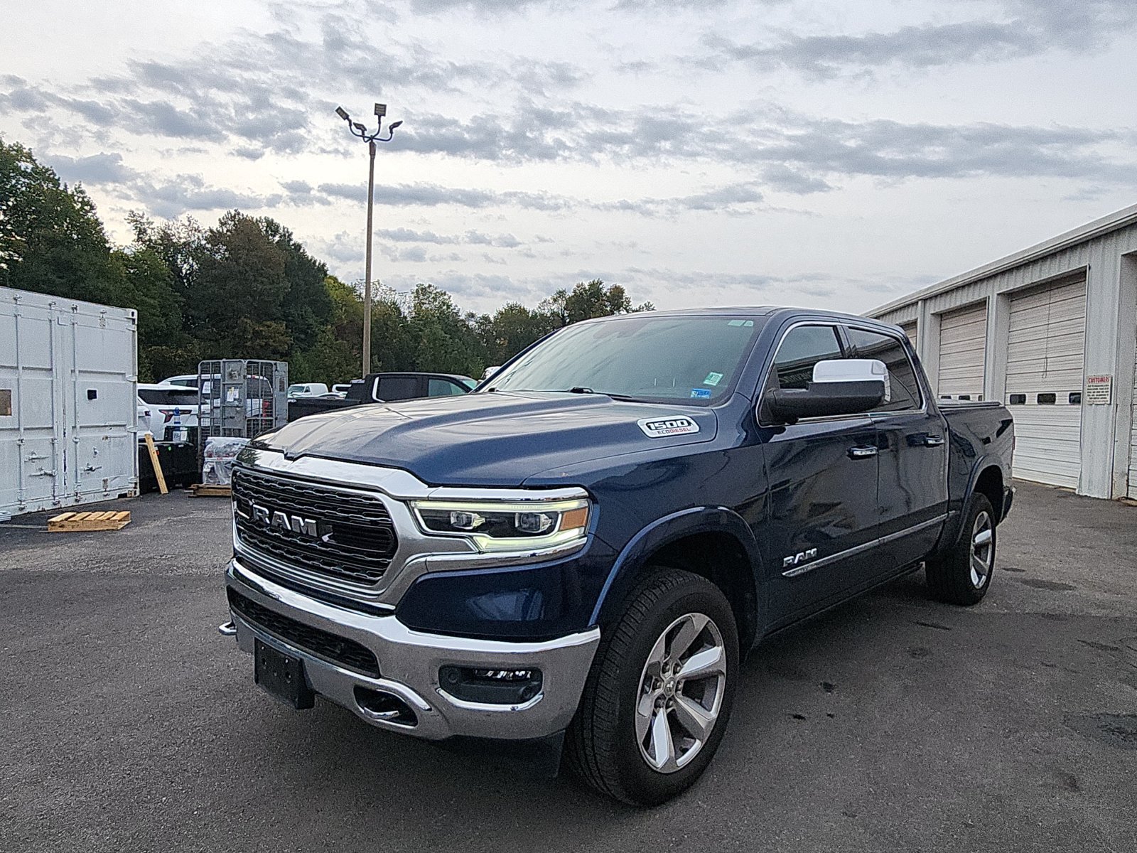 Used 2022 RAM 1500 Limited AWD/4WD image 1