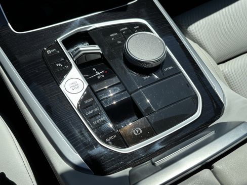 Certified 2024 BMW X5 sDrive40i w/ M Sport Package image 26