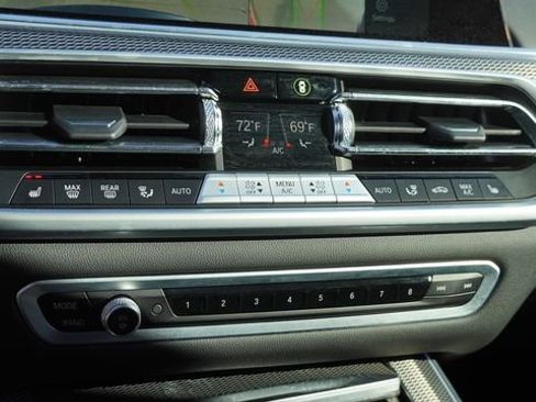 Used 2023 BMW X5 sDrive40i w/ M Sport Package image 25