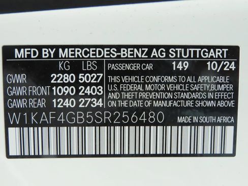 Certified 2025 Mercedes-Benz C 300 Sedan image 33