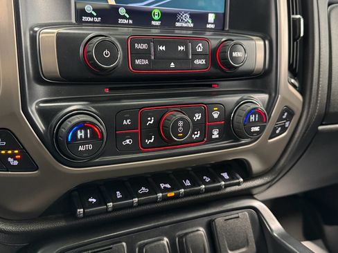 Used 2015 GMC Sierra 2500 Denali w/ Duramax Plus Package image 28