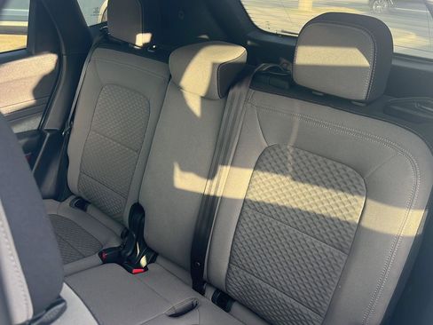 Used 2022 Ford Escape SE FWD image 29