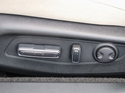 Certified 2025 Honda Accord SE image 24