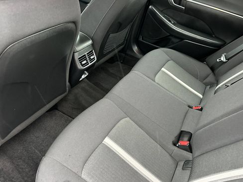 Used 2023 Hyundai Sonata Blue FWD image 12