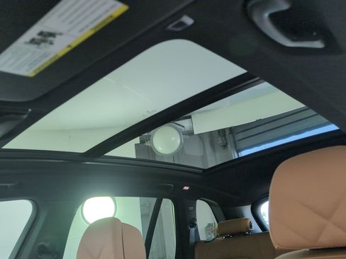 New 2026 BMW X5 sDrive40i w/ Climate Comfort Package image 12