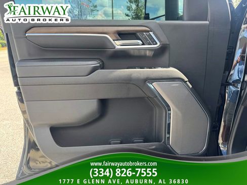 Used 2024 Chevrolet Silverado 2500 High Country w/ Midnight Edition AWD/4WD image 28