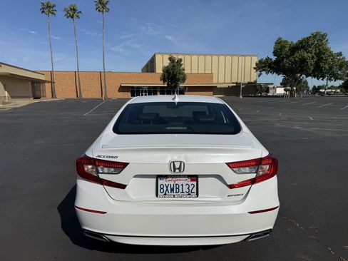 Used 2019 Honda Accord Sport image 6