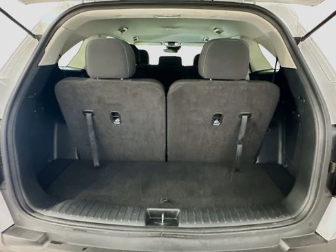 Used 2023 Kia Sorento LX image 29