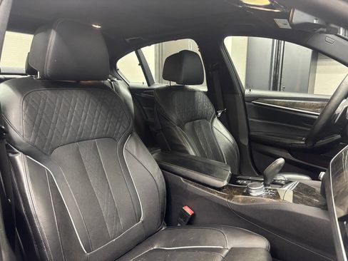 Used 2017 BMW 540i RWD image 26