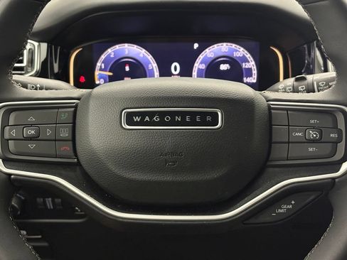 Used 2023 Jeep Wagoneer 4WD image 20