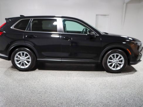 Used 2024 Honda CR-V EX image 6