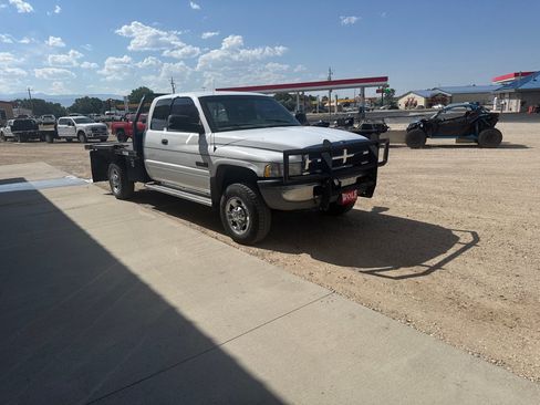 Used 2001 Dodge Ram 2500 Truck 4x4 Quad Cab image 1