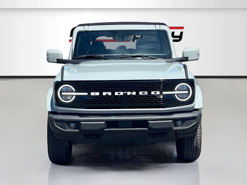 Used 2024 Ford Bronco Outer Banks AWD/4WD image 2