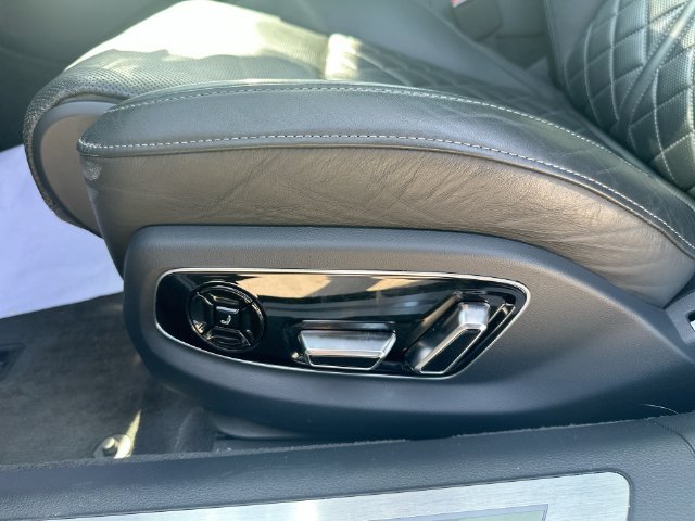Used 2023 Audi S8 w/ S8 Executive Package AWD/4WD image 38