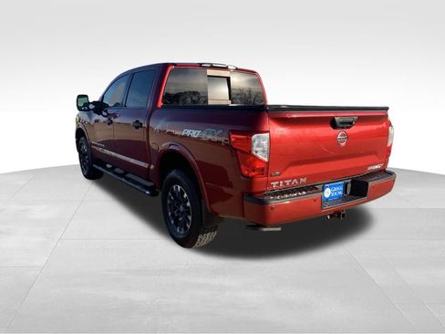 Used 2018 Nissan Titan PRO-4X image 3
