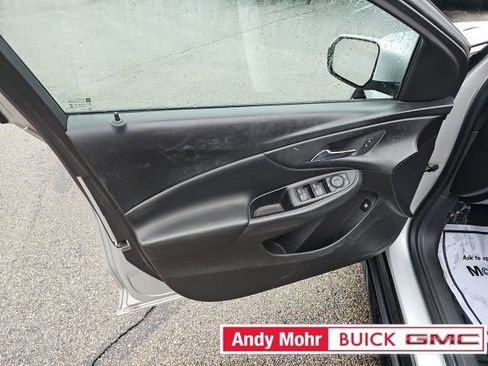 Used 2017 Chevrolet Volt LT image 26