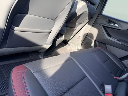 New 2026 Chevrolet Equinox RS w/ LPO, Floor Liner Package image 29