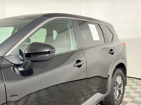 Used 2021 Nissan Rogue S AWD/4WD image 13