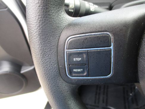 Used 2012 Jeep Liberty Sport AWD/4WD image 14
