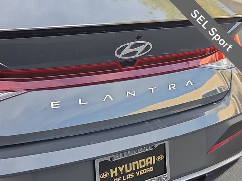 Certified 2025 Hyundai Elantra Sport FWD image 11