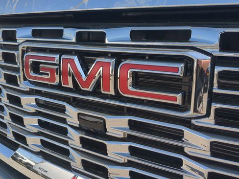 New 2026 GMC Sierra 3500 Denali w/ Denali Reserve Package AWD/4WD image 32