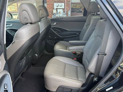 Used 2015 Hyundai Santa Fe Limited w/ Option Group 04 image 25