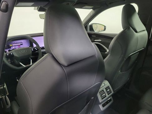 New 2026 Audi SQ5 Premium Plus AWD/4WD image 13