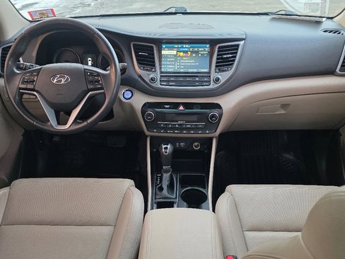 Used 2016 Hyundai Tucson Limited w/ Option Group 03 image 23