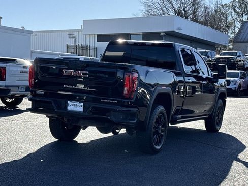 Used 2023 GMC Sierra 2500 Denali w/ Denali Black Diamond Edition image 2