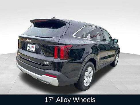 Used 2025 Kia Sorento LX image 10