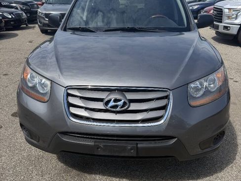 Used 2010 Hyundai Santa Fe GLS FWD image 6