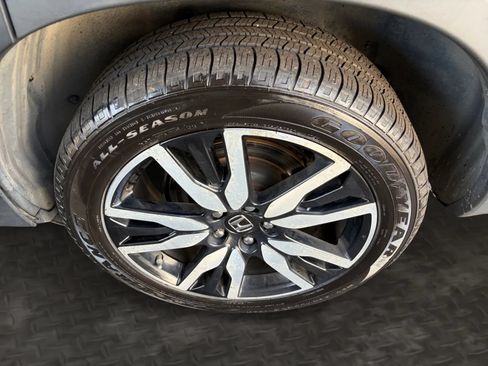 Used 2019 Honda Pilot Elite image 44