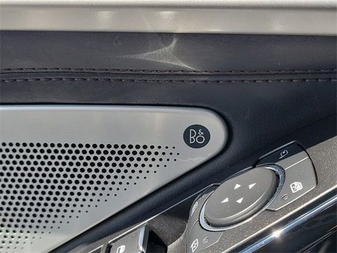 Used 2023 Ford Explorer Platinum w/ Technology Package image 29