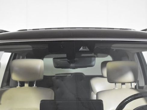 Used 2021 Nissan Armada Platinum w/ Captain's Chairs Package AWD/4WD image 48