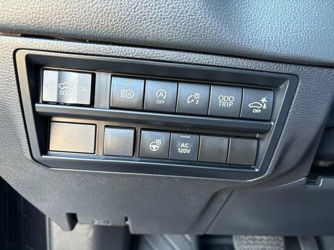 Used 2024 Toyota Tundra Limited image 24