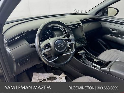 Used 2022 Hyundai Santa Cruz SEL Premium image 9