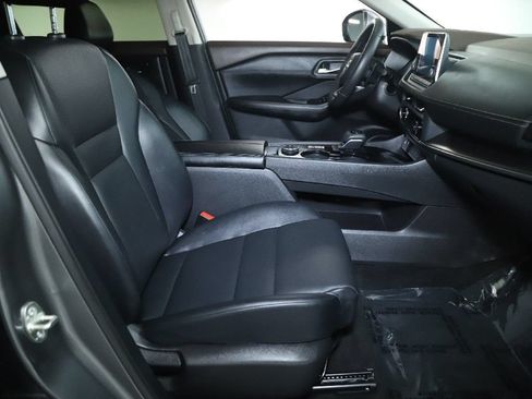Certified 2023 Nissan Rogue SV w/ SV Premium B Package AWD/4WD image 39